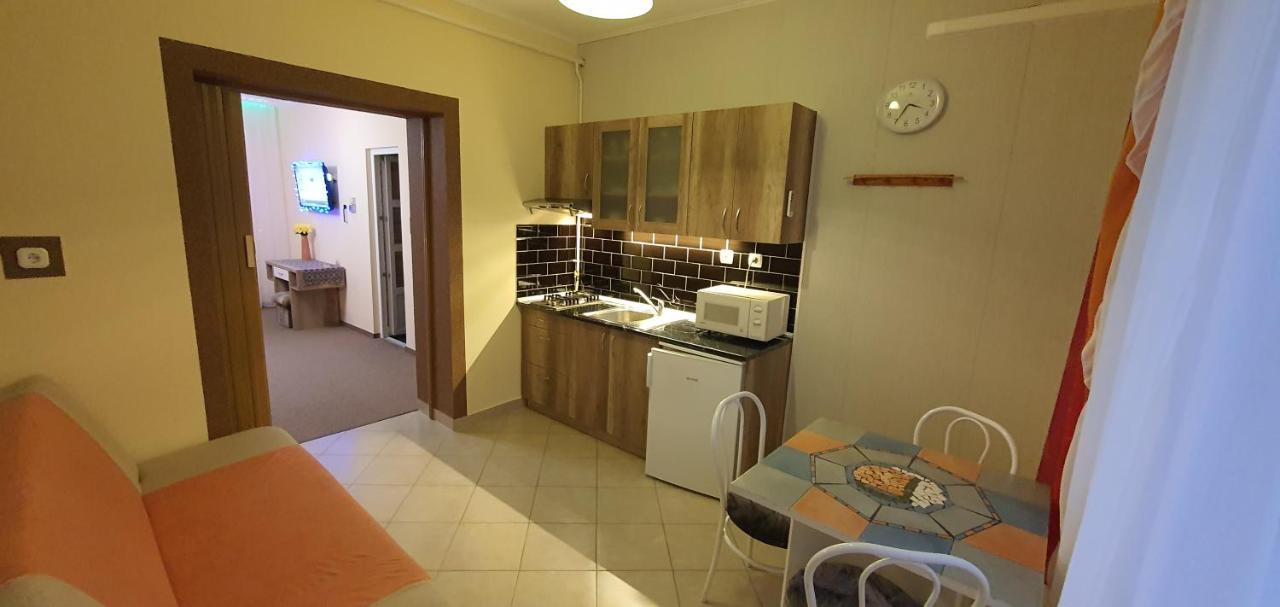 Szlavi Apartman Baja Εξωτερικό φωτογραφία