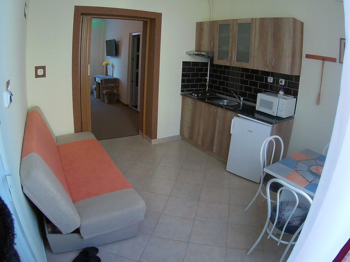 Szlavi Apartman Baja Εξωτερικό φωτογραφία