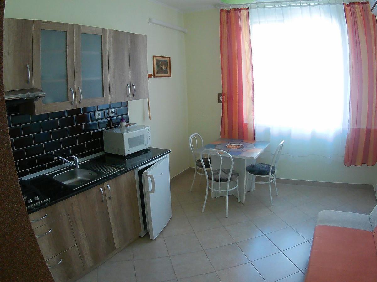 Szlavi Apartman Baja Εξωτερικό φωτογραφία