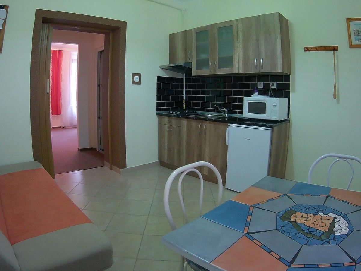 Szlavi Apartman Baja Εξωτερικό φωτογραφία